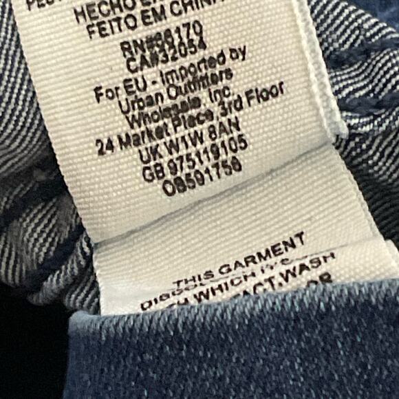 FREE PEOPLE Mini Skirt This Way or That Asymmetrical Zip Stretch Denim Jean sz 0 - Picture 8 of 13